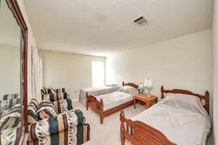 9433 Pagewood Ln, Houston, TX 77063 - Photo 24