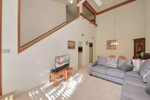 9433 Pagewood Ln, Houston, TX 77063 - Photo 2