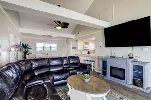 814 Beach Dr, Surfside Beach, TX 77541 - Photo 10