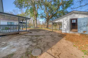 1606 E Taylor Lake Cir, Livingston, TX 77351 - Photo 20