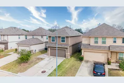 5742 Adelaide River Drive, Katy, TX 77449 - Photo 2