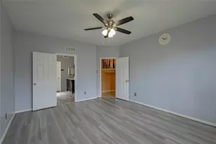 1011 Jasons Bend Dr, Sugar Land, TX 77479 - Photo 16