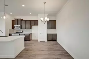 11407 Lucky Fls Dr, Houston, TX 77047 - Photo 6