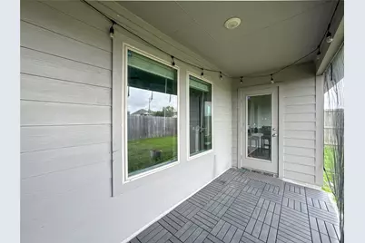 8203 Tamarind Lane, Baytown, TX 77521 - Photo 20