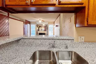 2121 Hepburn St, Houston, TX 77054 - Photo 6