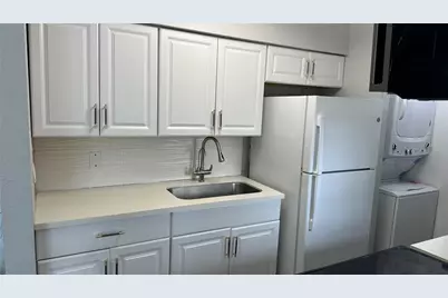 9550 Deering Drive #208, Houston, TX 77036 - Photo 10