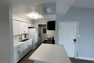 9550 Deering Dr, Houston, TX 77036 - Photo 2