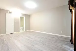 9700 Leawood Blvd, Houston, TX 77099 - Photo 8
