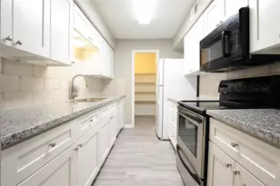 9700 Leawood Blvd, Houston, TX 77099 - Photo 4