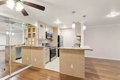 4635 Wild Indigo Street #512, Houston, TX 77027 - Photo 14