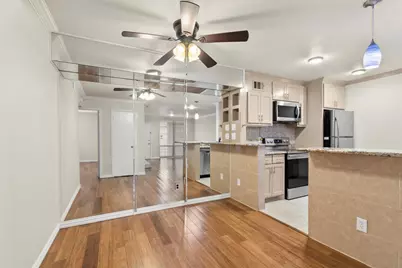 4635 Wild Indigo Street #512, Houston, TX 77027 - Photo 16