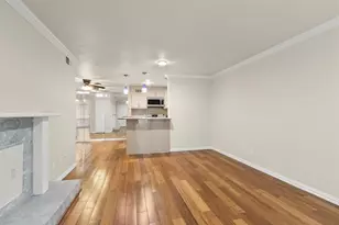 4635 Wild Indigo St, Houston, TX 77027 - Photo 4