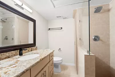 4635 Wild Indigo Street #512, Houston, TX 77027 - Photo 28