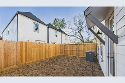5027 Golden Forest Drive #C, Houston, TX 77091 - Photo 30