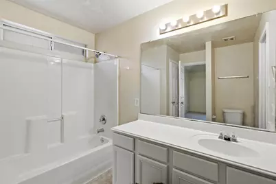 15738 Boonridge Road, Houston, TX 77053 - Photo 20
