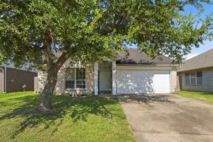 15738 Boonridge Rd, Houston, TX 77053 - Photo 2
