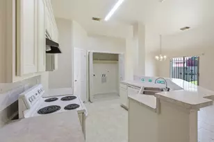 15738 Boonridge Rd, Houston, TX 77053 - Photo 16