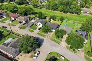 15738 Boonridge Rd, Houston, TX 77053 - Photo 28