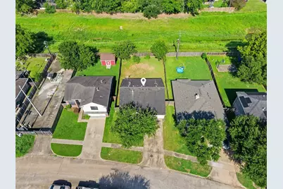 15738 Boonridge Road, Houston, TX 77053 - Photo 30