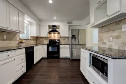 121 Misty Brook Lane, League City, TX 77573 - Photo 1