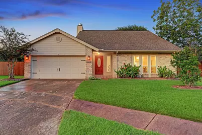 121 Misty Brook Lane, League City, TX 77573 - Photo 2