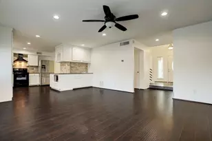 121 Misty Brook Ln, League City, TX 77573 - Photo 10