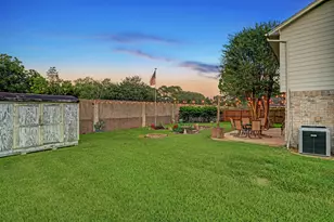 121 Misty Brook Ln, League City, TX 77573 - Photo 24