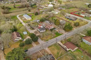 807 Burleson St, Brenham, TX 77833 - Photo 26