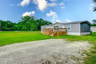 21012 Liberty St, New Caney, TX 77357 - Photo 6