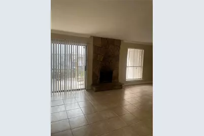 17331 Red Oak Drive #27, Houston, TX 77090 - Photo 2