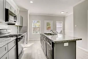 1045 Marcolin St, Houston, TX 77088 - Photo 2