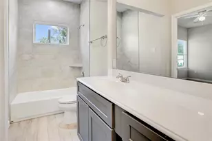 1045 Marcolin St, Houston, TX 77088 - Photo 10