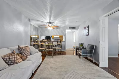 10110 Forum West Drive #622, Houston, TX 77036 - Photo 4