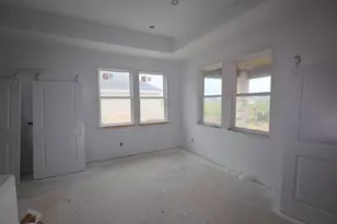 12815 Old Fashion Cir, Mont Belvieu, TX 77535 - Photo 6