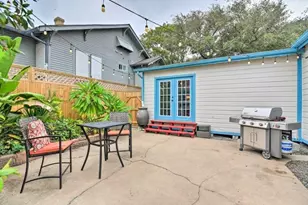 3917 Ave P 1/2, Galveston, TX 77550 - Photo 36