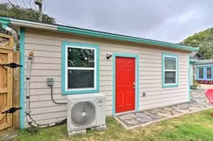 3917 Ave P 1/2, Galveston, TX 77550 - Photo 38