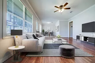 1946 Norcrest Dr, Houston, TX 77055 - Photo 2