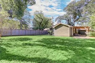1946 Norcrest Dr, Houston, TX 77055 - Photo 20
