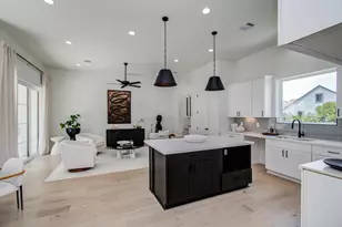 8702 Ojeman Villas Dr, Houston, TX 77055 - Photo 6
