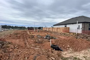 2501 Grace St, Bay City, TX 77414 - Photo 2