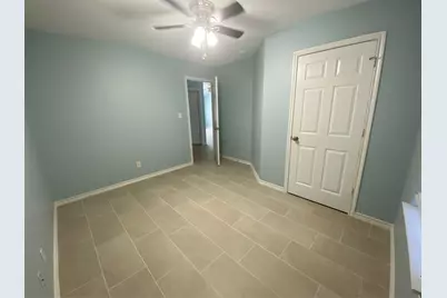 10662 Royal York Drive, Conroe, TX 77303 - Photo 10