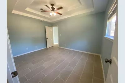 10662 Royal York Drive, Conroe, TX 77303 - Photo 14