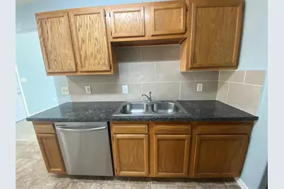 10662 Royal York Drive, Conroe, TX 77303 - Photo 6