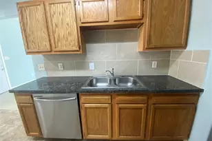 10662 Royal York Dr, Conroe, TX 77303 - Photo 6