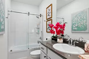 2102 Woodside Mdw Ct, League City, TX 77573 - Photo 6
