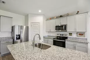 1279 Thornbird Trl, Sealy, TX 77474 - Photo 14