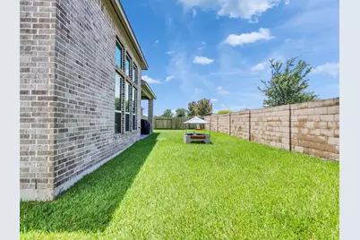 10302 Muir Peak Drive, Rosharon, TX 77583 - Photo 36