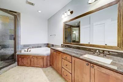 107 Riley Lane, Houston, TX 77003 - Photo 12