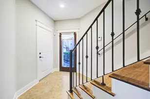 107 Riley Ln, Houston, TX 77003 - Photo 14