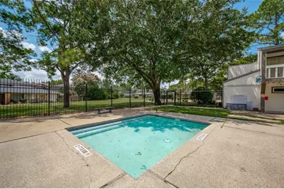 12042 Mighty Oak Drive #B, Houston, TX 77066 - Photo 34